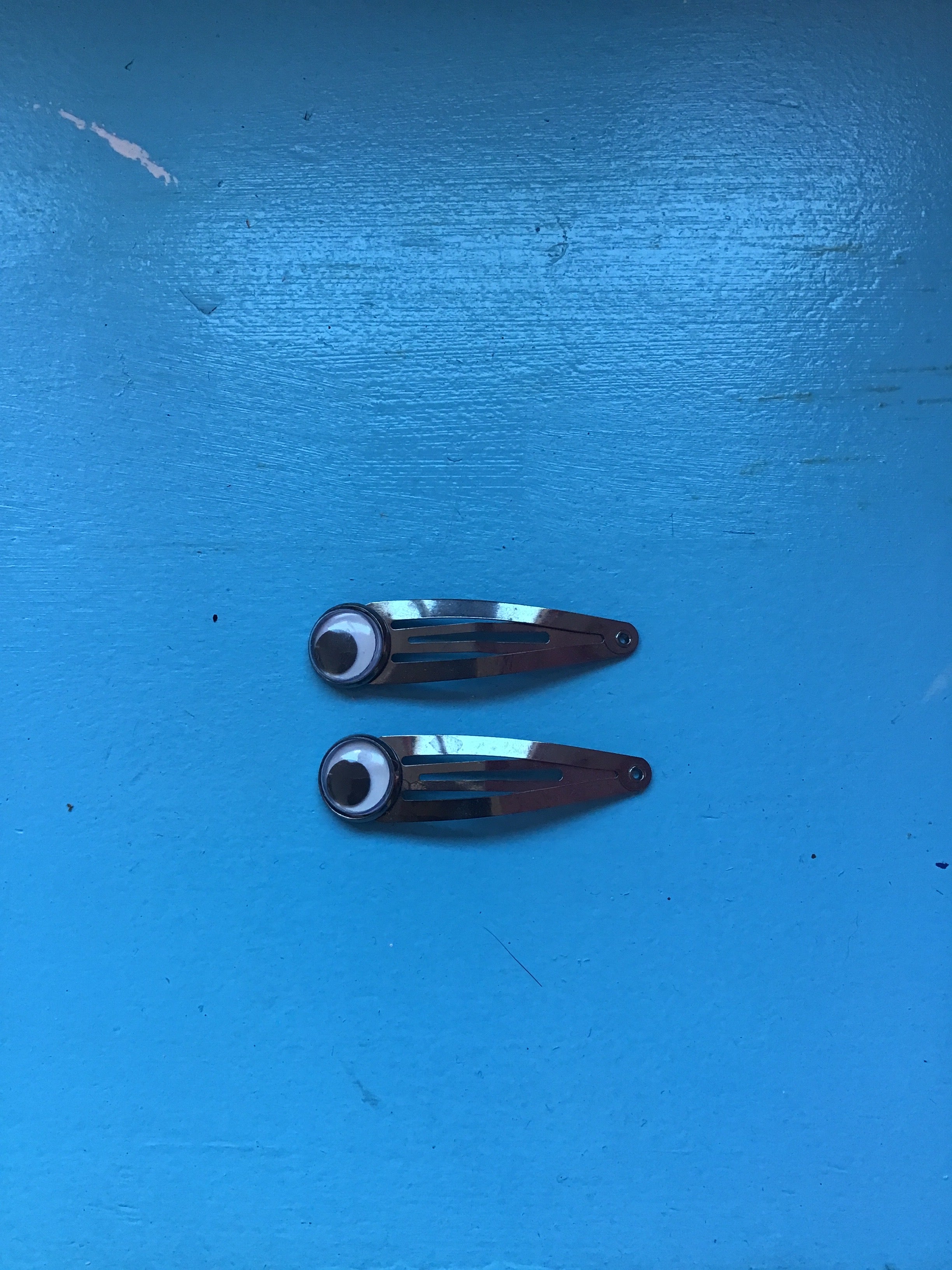 Googly Eye Barrett Set