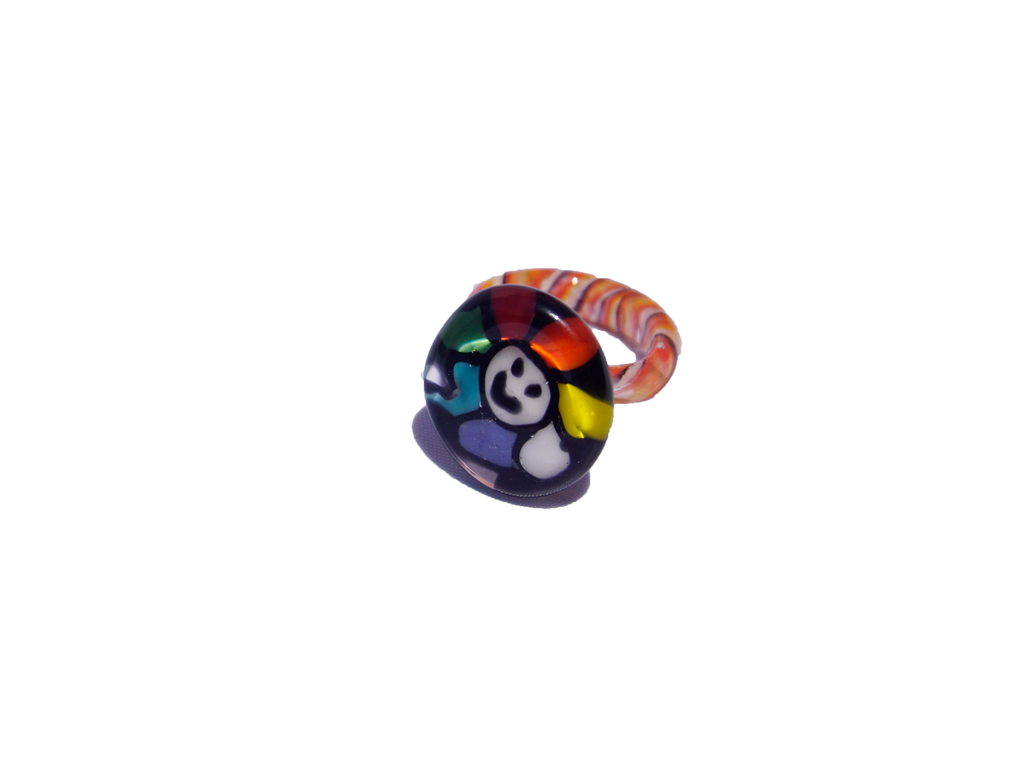 Smiley face glass ring